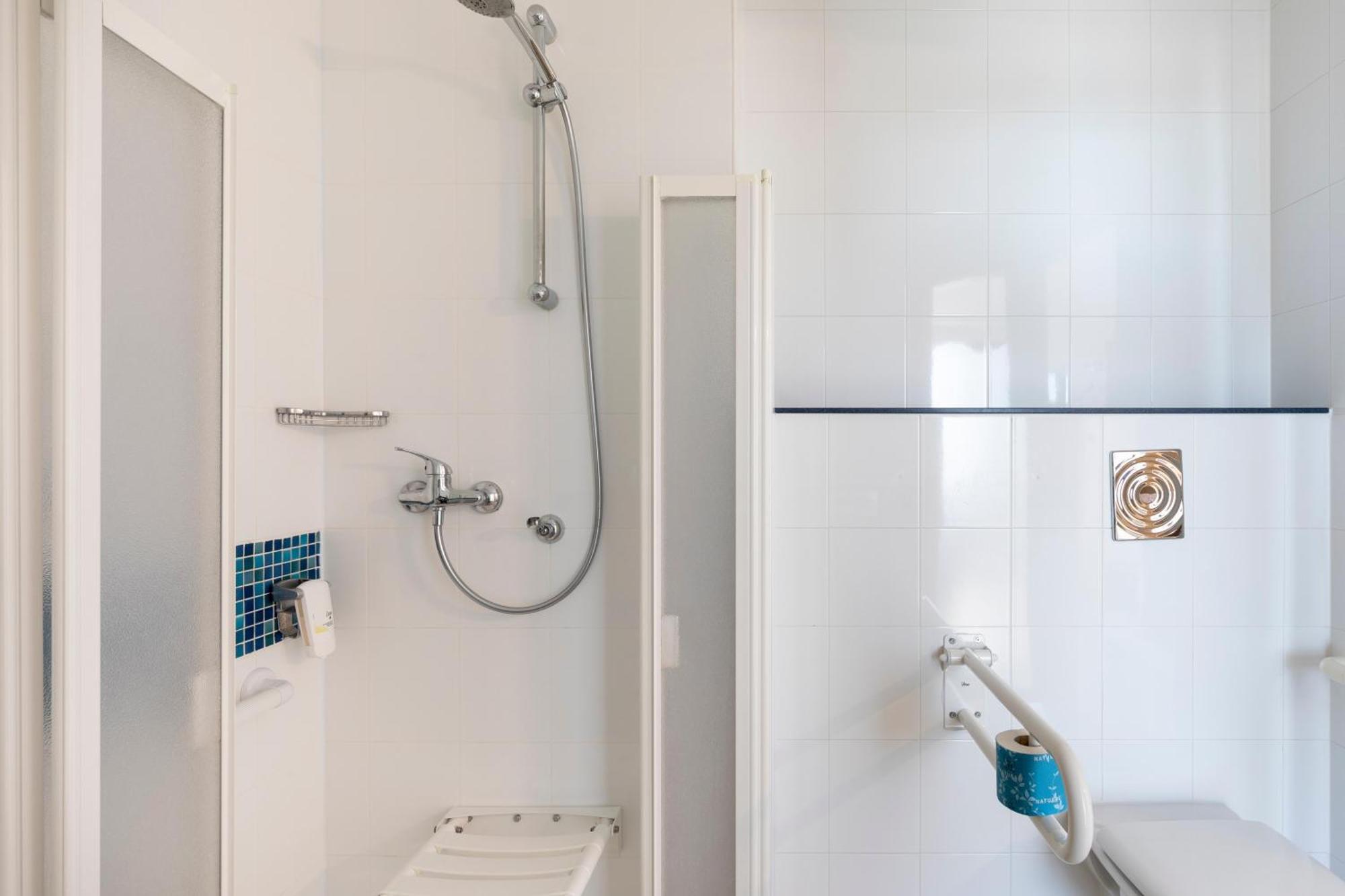 B&B Hotel Cherasco Langhe Екстериор снимка